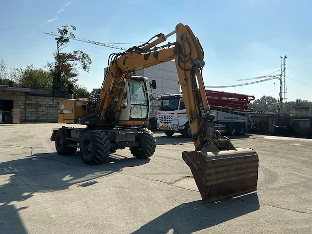 2008 liebherr 314 banden graafmachine - afbeelding 21 van  22