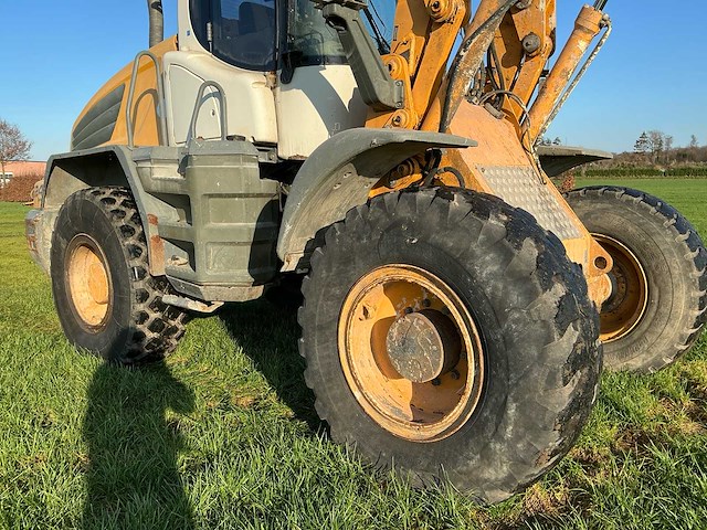 2008 liebherr l524 bulldozer - afbeelding 22 van  22