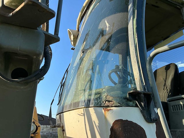 2008 liebherr l524 bulldozer - afbeelding 7 van  22