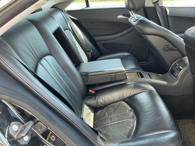 2008 mercedes-benz cls 320 cdi v6 amg - pack personenauto - afbeelding 25 van  26