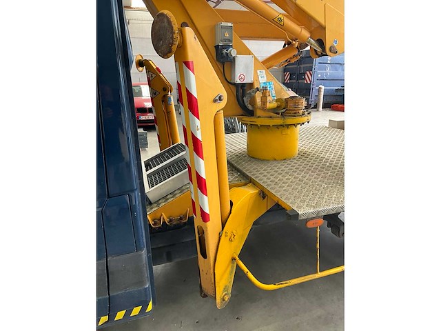 2008 mercedes-benz sprinter met hoogwerker - afbeelding 20 van  39