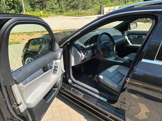 2008 mercedes c63 204 k personenauto - afbeelding 44 van  44
