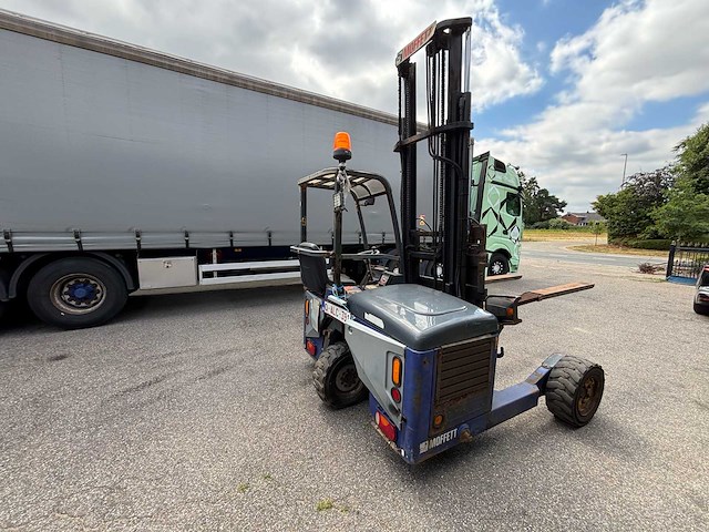 2008 moffett engineering ltd. - kubota motor m4 20.3 zijlader - heftruck - afbeelding 12 van  15