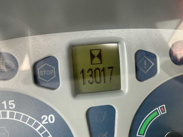 2008 new holland t6050 vierwielaangedreven landbouwtractor - afbeelding 3 van  37