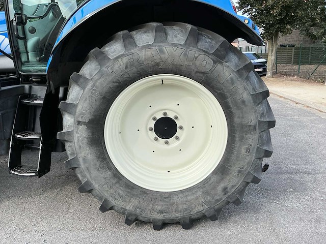 2008 new holland t6050 vierwielaangedreven landbouwtractor - afbeelding 13 van  37