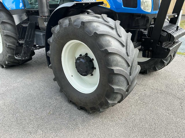 2008 new holland t6050 vierwielaangedreven landbouwtractor - afbeelding 18 van  37