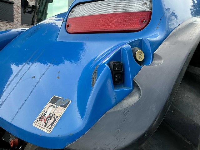2008 new holland t6050 vierwielaangedreven landbouwtractor - afbeelding 25 van  37