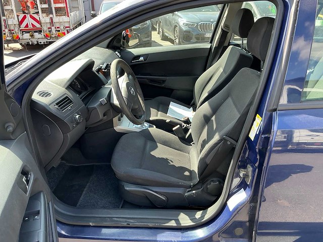 2008 opel astra - afbeelding 8 van  30