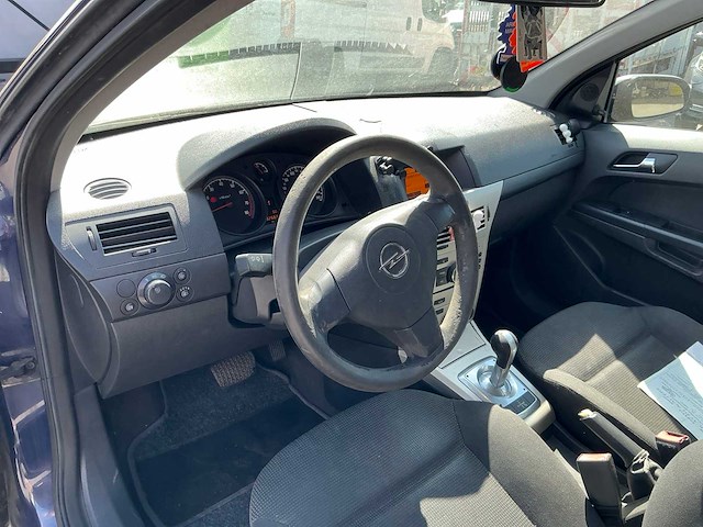 2008 opel astra - afbeelding 10 van  30