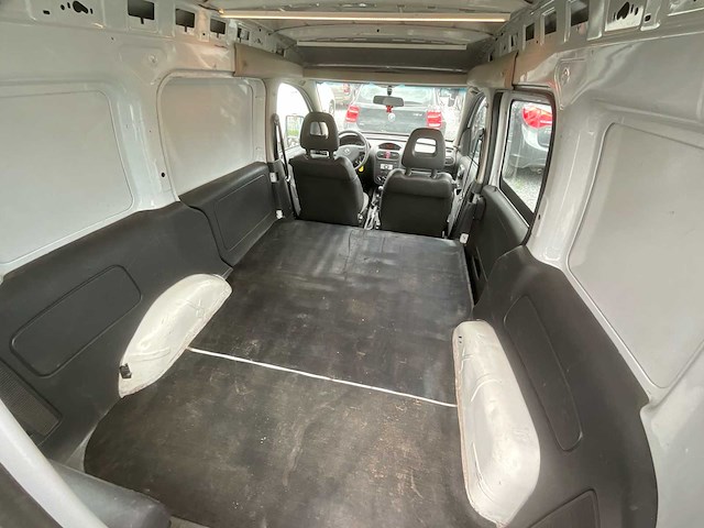 2008 opel combo bedrijfswagen - afbeelding 10 van  18