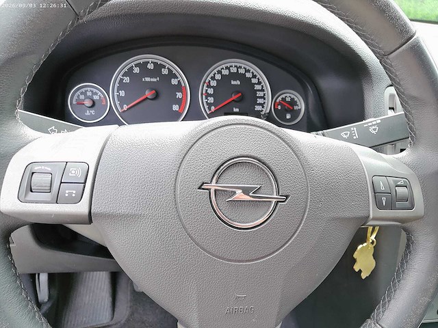 2008 opel vectra - personenauto - afbeelding 15 van  41