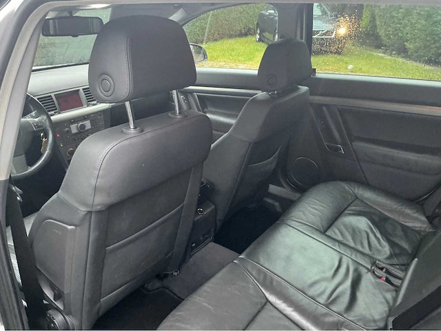 2008 opel vectra stationwagen - afbeelding 24 van  44