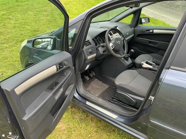 2008 opel zafira 2.2 direct 7 plaatsen personenauto - afbeelding 1 van  17