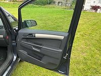 2008 opel zafira 2.2 direct 7 plaatsen personenauto - afbeelding 9 van  17