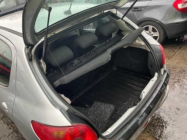 2008 peugeot 206 personenauto - afbeelding 11 van  19