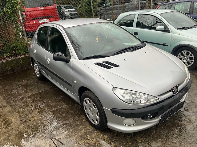 2008 peugeot 206 personenauto - afbeelding 13 van  19