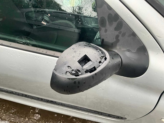 2008 peugeot 206 personenauto - afbeelding 14 van  19