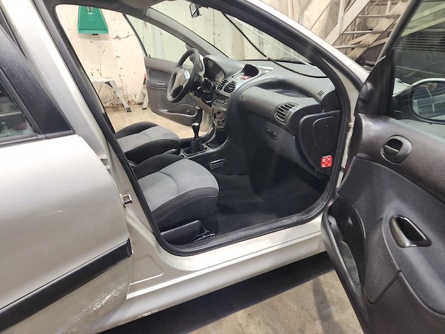 2008 peugeot 206 sw 271000km - afbeelding 3 van  12