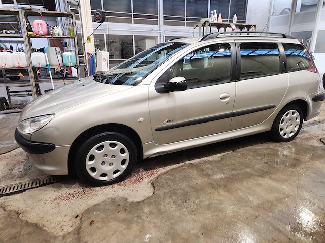 2008 peugeot 206 sw 271000km - afbeelding 6 van  12