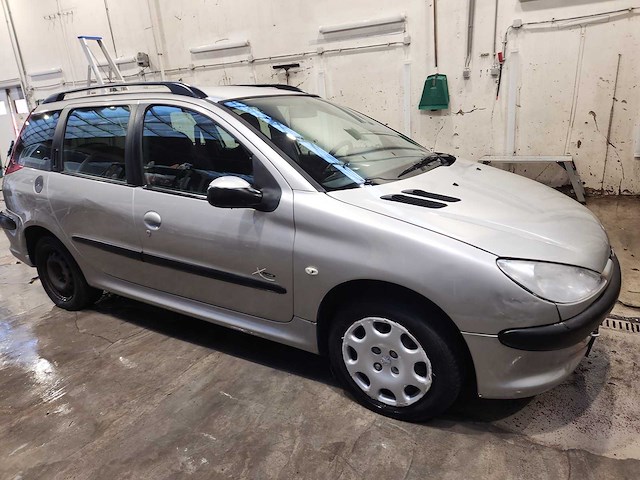 2008 peugeot 206 sw 271000km - afbeelding 11 van  12