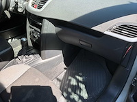 2008 peugeot 207 auto - afbeelding 17 van  34