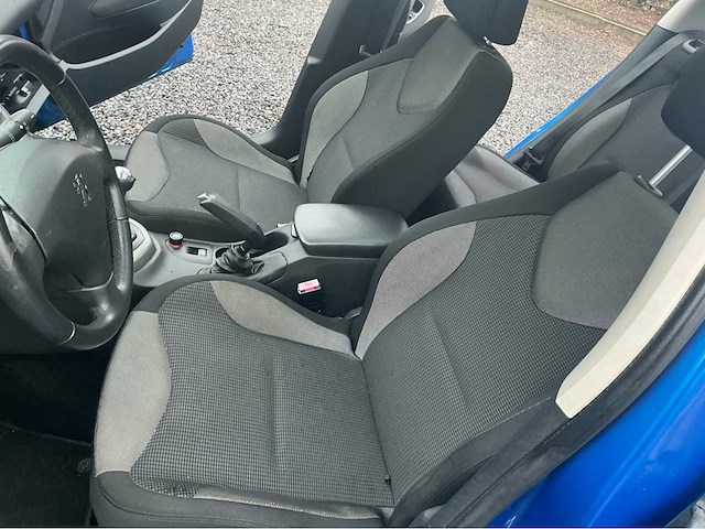 2008 peugeot 307 hatchback personenauto - afbeelding 17 van  29