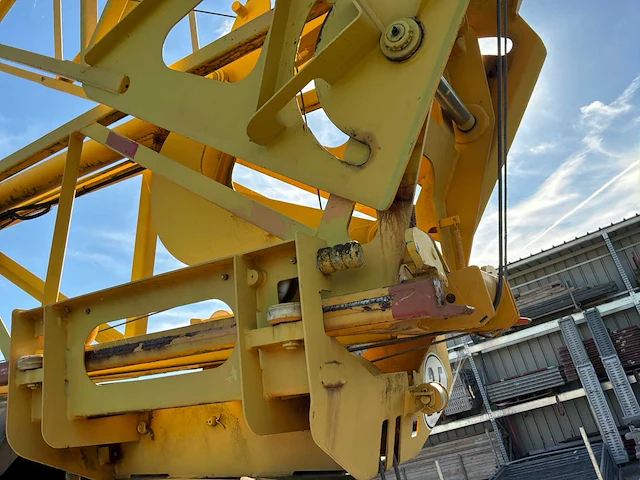 2008 potain igo 26 bouwkraan - zelfopbouwkraan met atlas copco qas 30 kds generatorset en bouwplaatsaccessoires - afbeelding 8 van  47