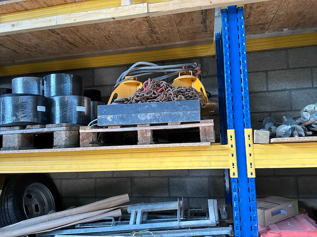 2008 potain igo 26 bouwkraan - zelfopbouwkraan met atlas copco qas 30 kds generatorset en bouwplaatsaccessoires - afbeelding 42 van  47