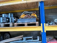 2008 potain igo 26 bouwkraan - zelfopbouwkraan met atlas copco qas 30 kds generatorset en bouwplaatsaccessoires - afbeelding 42 van  47