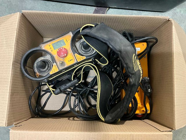 2008 potain igo 50 torenkraan - afbeelding 18 van  32