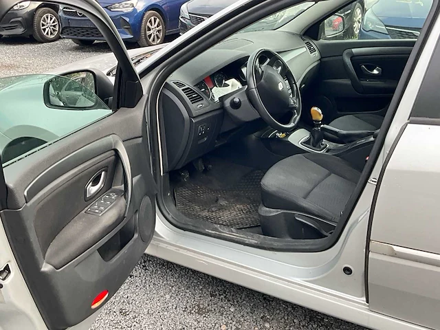 2008 renault laguna - afbeelding 22 van  36
