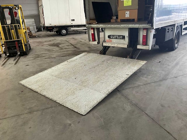 2008 renault premium 29aha3c vrachtwagen - afbeelding 40 van  51