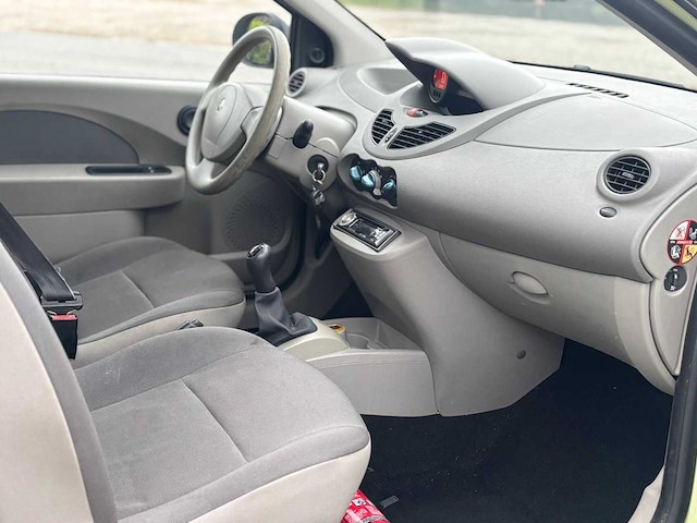 2008 renault twingo auto - afbeelding 11 van  12