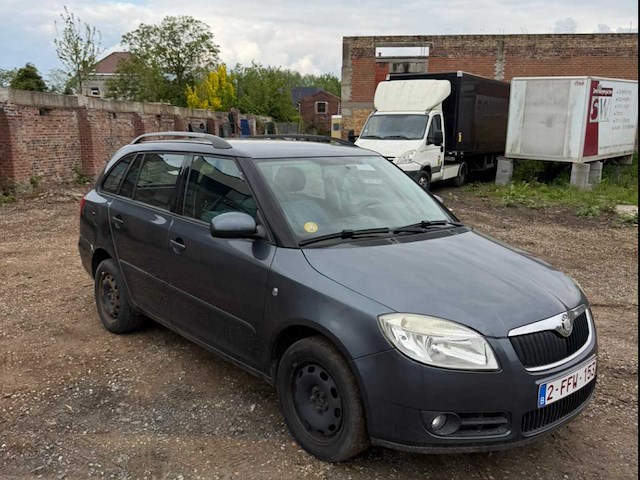 2008 skoda fabia stationwagen - afbeelding 1 van  15