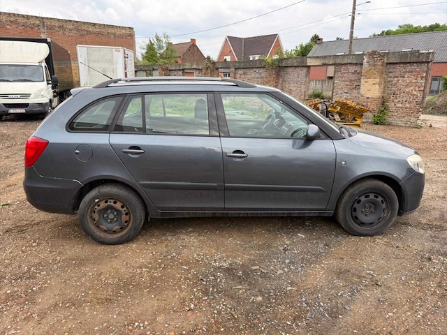 2008 skoda fabia stationwagen - afbeelding 9 van  15