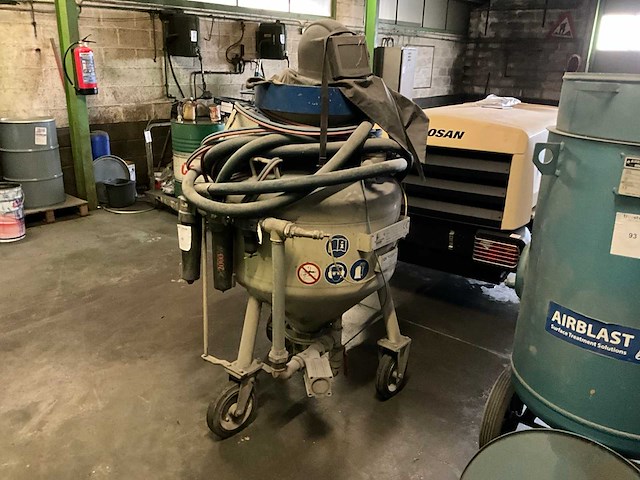 2008 straaltechniek 98-240-ce straalketel - afbeelding 1 van  8