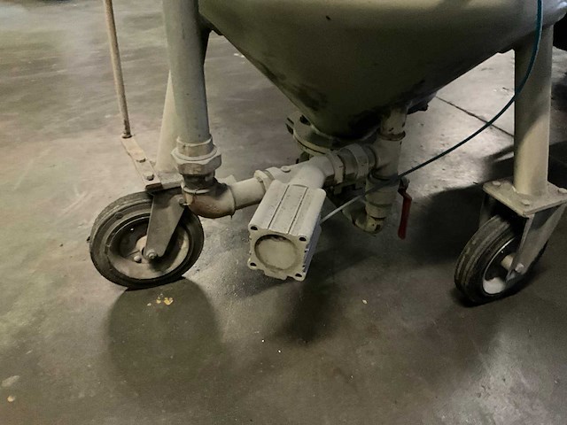 2008 straaltechniek 98-240-ce straalketel - afbeelding 4 van  8