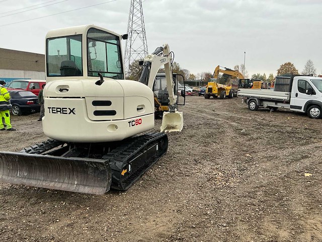 2008 terex tc60 graafmachine - afbeelding 3 van  8
