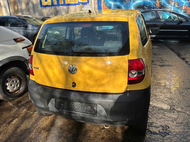 2008 volkswagen fox personenauto - afbeelding 13 van  17