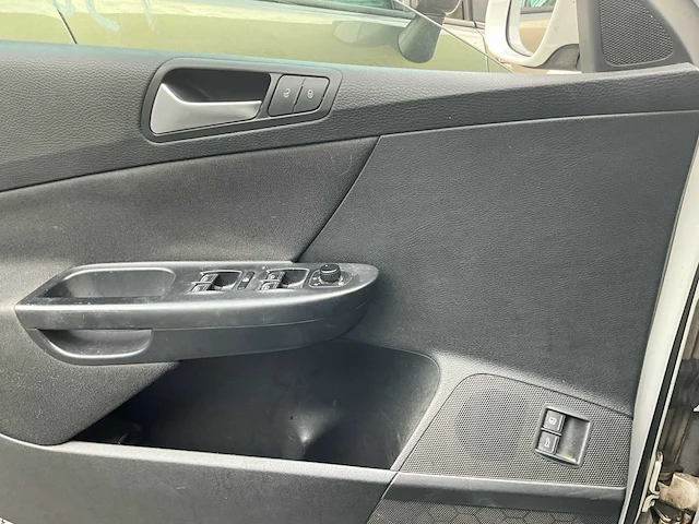 2008 volkswagen passat personenauto - afbeelding 15 van  29