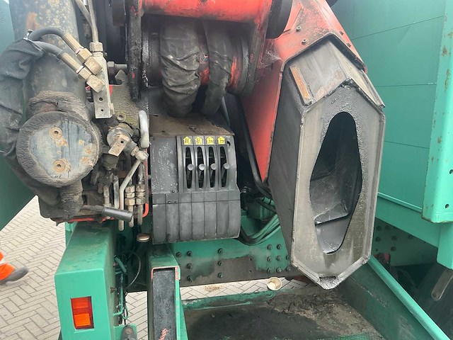 2008 volvo fm 440 vrachtwagen met laadkraan - afbeelding 13 van  35