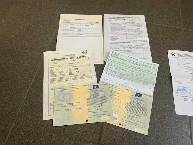 2008 volvo fm 440 vrachtwagen met laadkraan - afbeelding 29 van  35