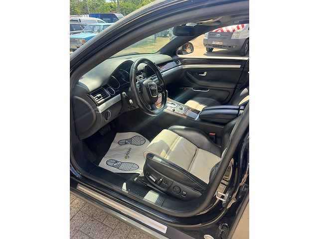 2009 - audi - a8 - car - afbeelding 18 van  18