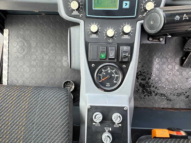 2009 - hako - citymaster r - road and yard sweeper - afbeelding 16 van  35