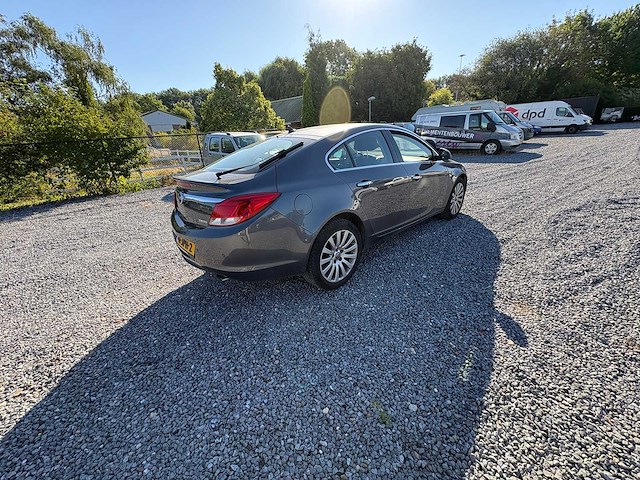 2009 - opel - insignia - 1.6 t executive - car - afbeelding 6 van  31