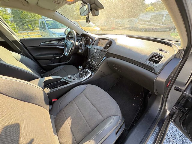 2009 - opel - insignia - 1.6 t executive - car - afbeelding 16 van  31