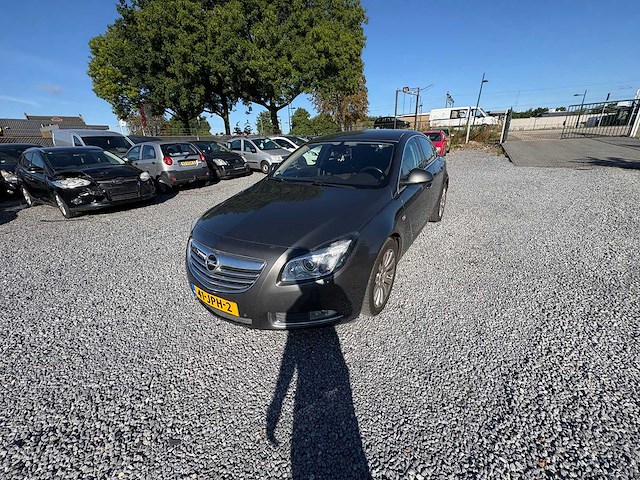 2009 - opel - insignia - 1.6 t executive - car - afbeelding 27 van  31