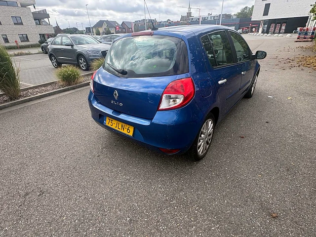 2009 - renault - clio - 1.2 tce business sp. - car - afbeelding 19 van  19