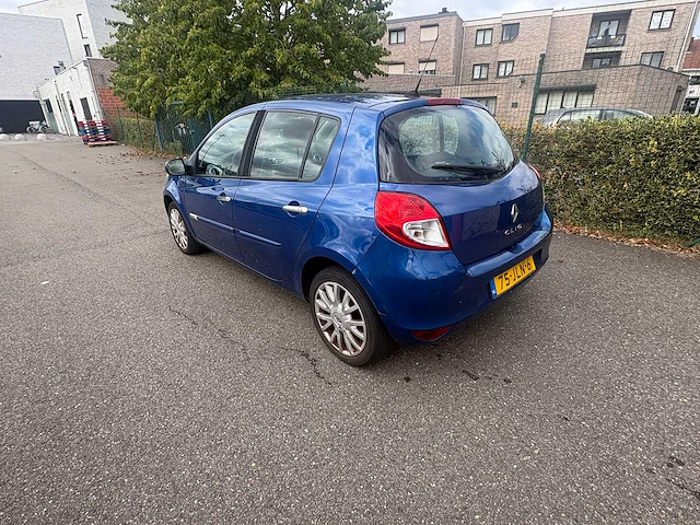 2009 - renault - clio - 1.2 tce business sp. - car - afbeelding 15 van  19