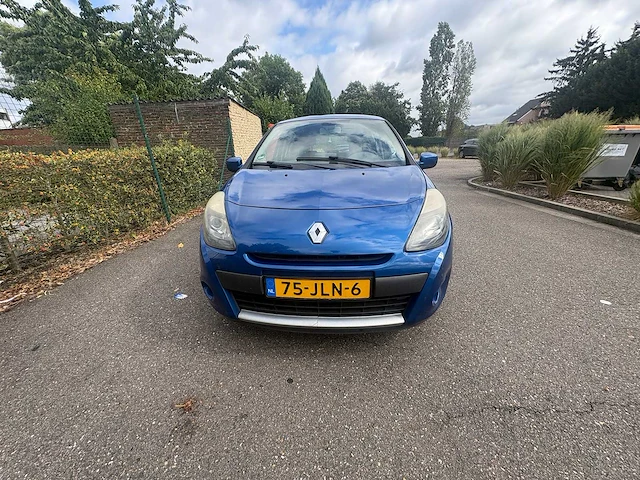 2009 - renault - clio - 1.2 tce business sp. - car - afbeelding 2 van  18